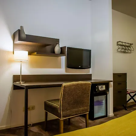 מלון Parkhotel Vincent
